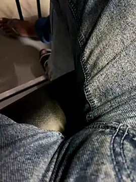 Snapshot of Senurak99 chatting on September 2025 08:32:02 AM Senurak99 online show from September 2025 08:32:02 AM