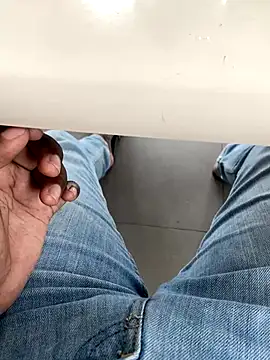 Snapshot of Senurak99 chatting on September 2025 09:01:01 AM Senurak99 online show from September 2025 09:01:01 AM