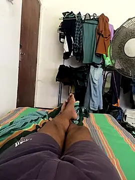 Snapshot of Senurak99 chatting on September 2025 08:19:02 AM Senurak99 online show from September 2025 08:19:02 AM