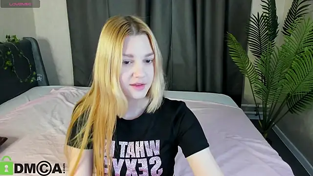 Snapshot of Sylvia_Ortiz chatting on November 2025 09:14:01 AM Sylvia Ortiz online show from November 2025 09:14:01 AM