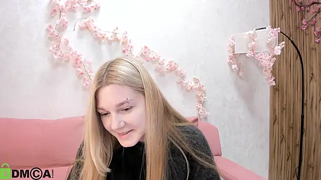 Sylvia Ortiz online show from September 2025 09:35:01 AM
