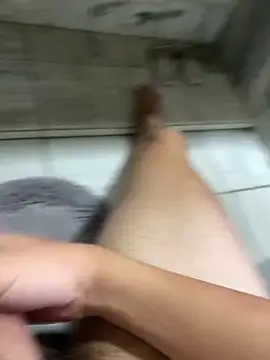 Novindapikgrossa online show from December 2025 12:37:01 PM