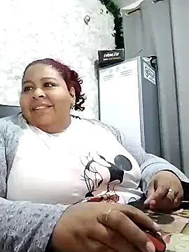 andrealopez1607  online show from November 2025 05:40:02 AM