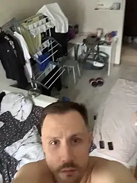 Snapshot of C8ETO4KA chatting on September 2025 08:30:01 AM C8ETO4KA online show from September 2025 08:30:01 AM