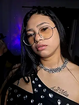Tigresa23 online show from May 2026 04:06:01 AM