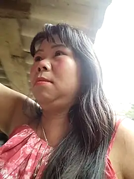 lusy-00 online show from November 2025 06:39:01 AM