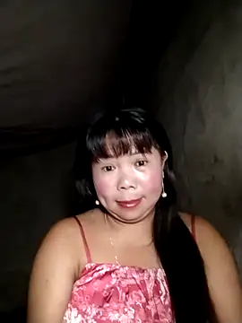 lusy-00 online show from October 2025 12:28:01 PM