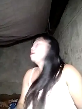 lusy-00 online show from October 2025 01:43:02 PM