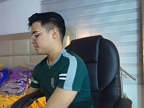 stewart mateo  online show from November 2025 02:04:01 AM