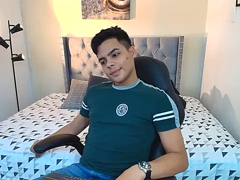 Snapshot of stewart_mateo_ chatting on September 2025 02:06:01 AM stewart mateo online show from September 2025 02:06:01 AM