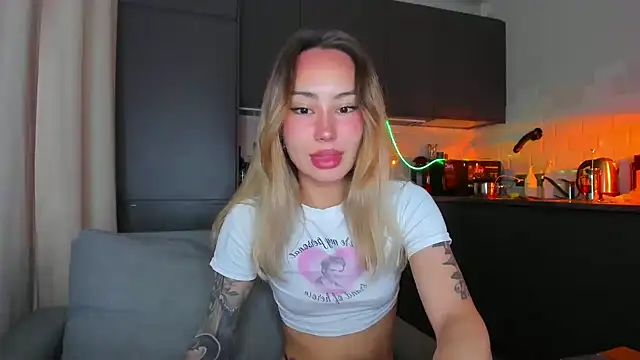 baobei03 online show from September 2025 09:14:02 AM