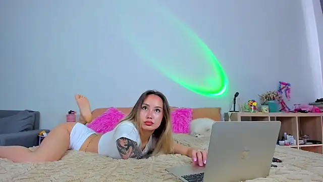 baobei03 online show from September 2025 10:11:02 AM