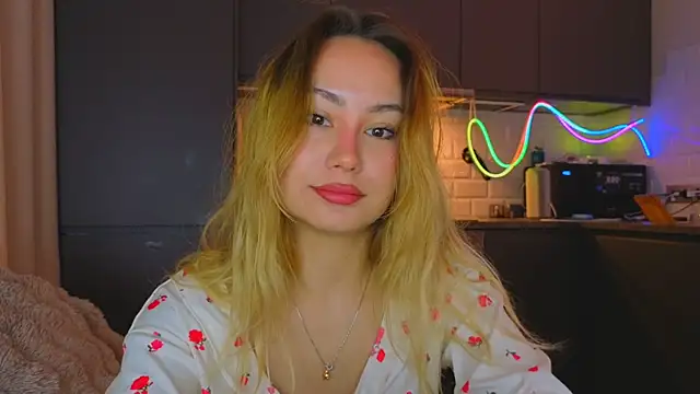 baobei03 online show from March 2026 04:23:01 AM