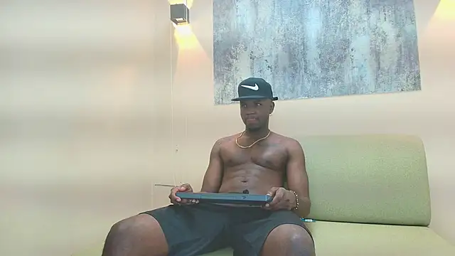 DOUGLAS 099 online show from November 2025 07:35:02 PM