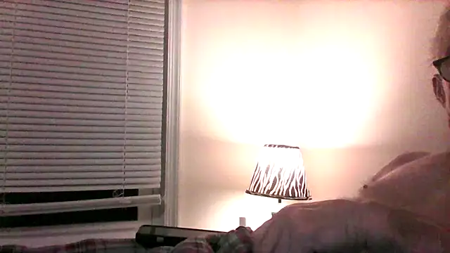 marcie2963 online show from December 2025 03:05:01 AM