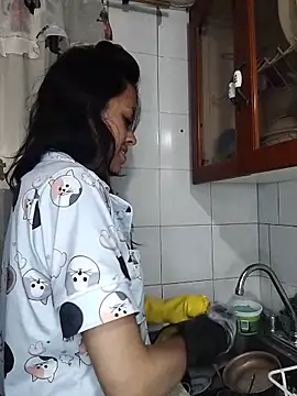 Queen Ashly online show from October 2025 01:50:01 AM