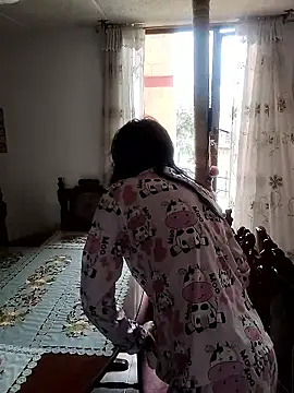 Queen Ashly online show from January 2026 05:41:01 PM