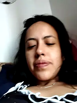 Queen Ashly online show from July 2026 05:31:01 PM