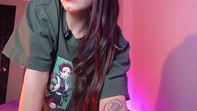 Alisha Olsen  online show from December 2025 05:52:02 AM