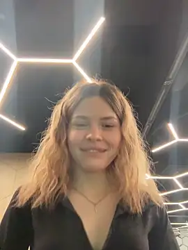 Snapshot of SMELLSEX chatting on November 2025 07:30:02 PM SMELLSEX online show from November 2025 07:30:02 PM