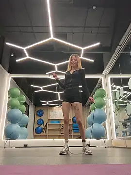 Snapshot of SMELLSEX chatting on November 2025 07:17:02 PM SMELLSEX online show from November 2025 07:17:02 PM