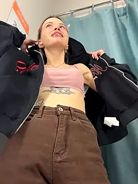 Snapshot of SMELLSEX chatting on September 2025 04:46:01 PM SMELLSEX online show from September 2025 04:46:01 PM