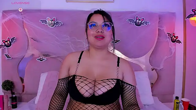 AbbieJoness   online show from October 2025 02:16:02 PM
