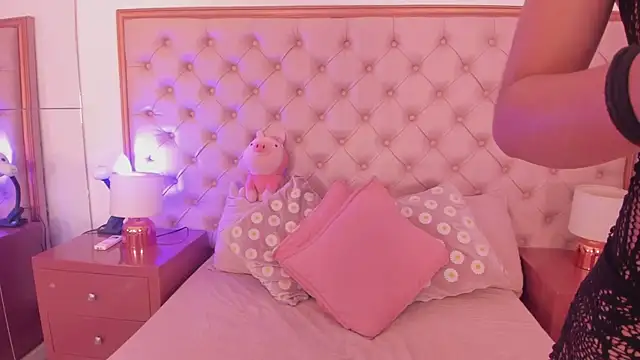 sweetabbey online show from October 2025 02:23:01 AM