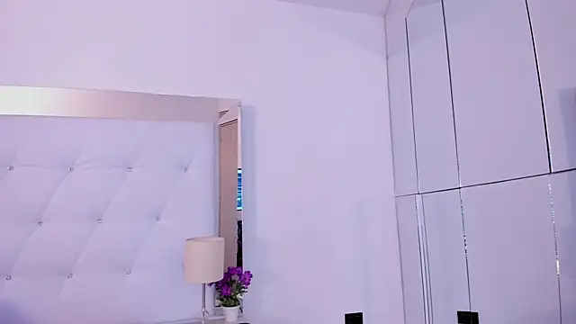 sweetabbey online show from October 2025 06:53:01 PM