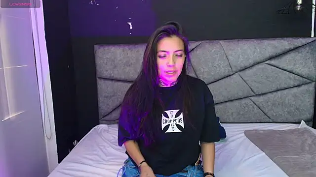 LiaMonroee  online show from October 2025 12:04:01 PM