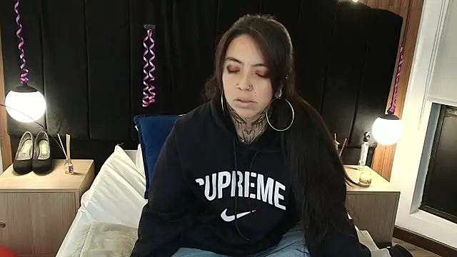 LiaMonroee  online show from March 2026 12:03:02 PM