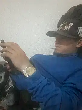 Loquendo2201 online show from October 2025 03:40:02 AM