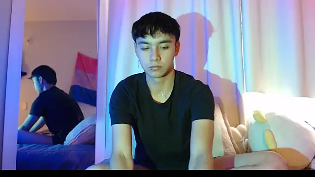 Noah Blaze online show from October 2025 09:13:01 PM