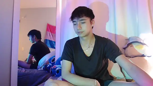 Noah Blaze online show from October 2025 08:21:02 PM