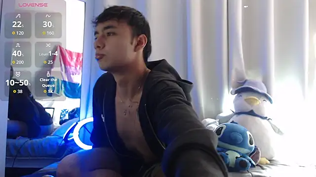 Noah Blaze online show from September 2025 03:45:02 PM