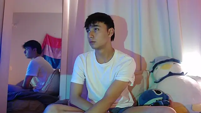 Noah Blaze online show from October 2025 07:00:02 PM