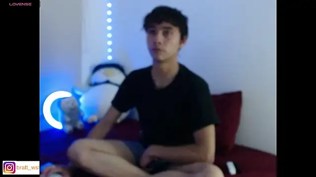 Noah Blaze online show from December 2025 03:00:01 AM