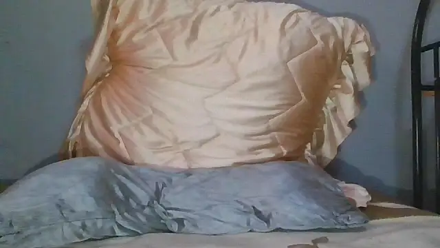 Nykho17 online show from December 2025 07:00:01 AM