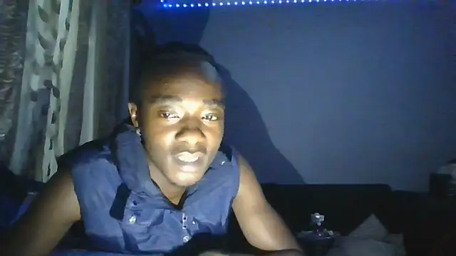 Snapshot of Nykho17 chatting on November 2025 09:08:01 PM Nykho17 online show from November 2025 09:08:01 PM