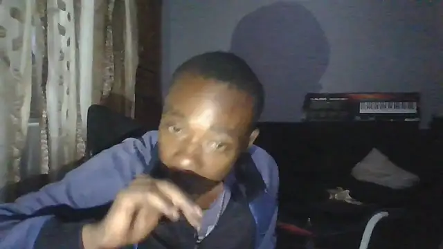 Nykho17 online show from April 2026 07:38:02 PM