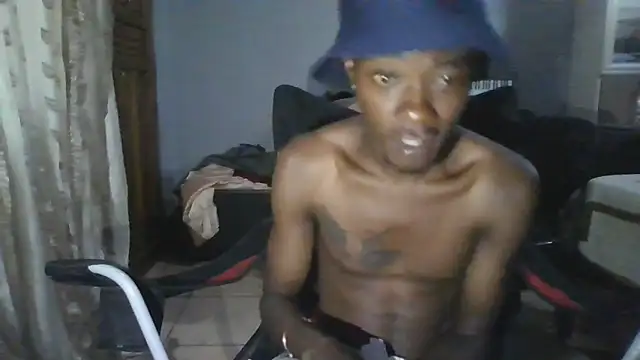 Nykho17 online show from March 2026 04:07:01 PM