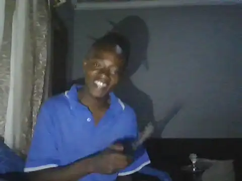 Snapshot of Nykho17 chatting on October 2025 08:30:01 PM Nykho17 online show from October 2025 08:30:01 PM