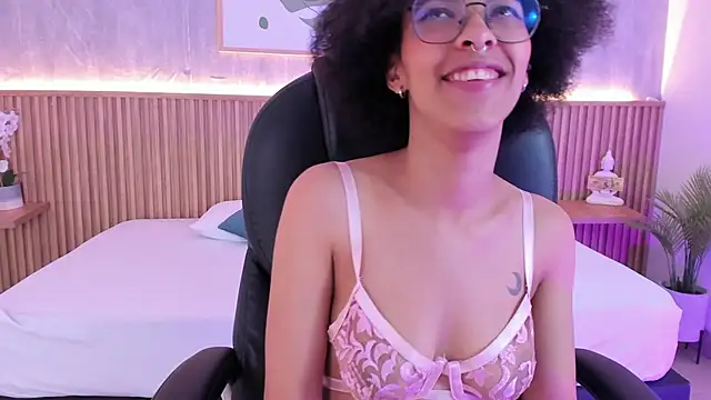 sophie rojas online show from November 2025 03:27:02 AM