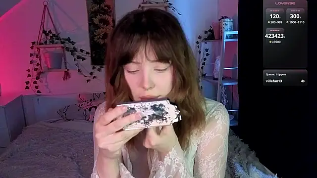 Snapshot of RileyVice chatting on February 2026 08:11:02 AM RileyVice online show from February 2026 08:11:02 AM