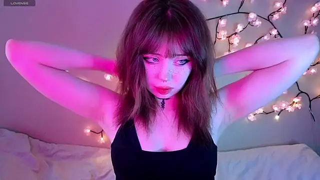 Snapshot of RileyVice chatting on February 2026 08:14:01 AM RileyVice online show from February 2026 08:14:01 AM