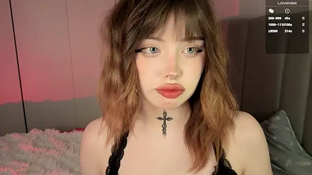 Snapshot of RileyVice chatting on January 2026 08:29:02 AM RileyVice online show from January 2026 08:29:02 AM