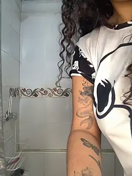 caritobeachdh online show from November 2025 05:01:01 AM