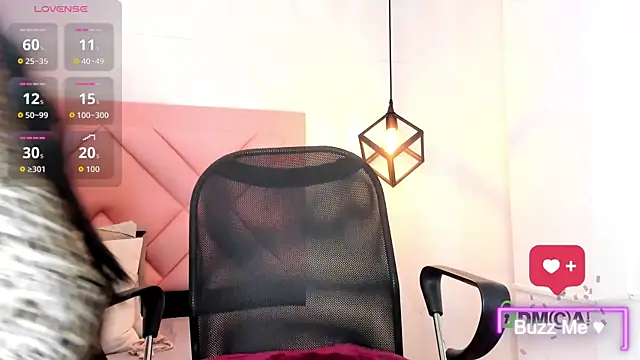 lia harper  online show from April 2026 09:39:33 PM