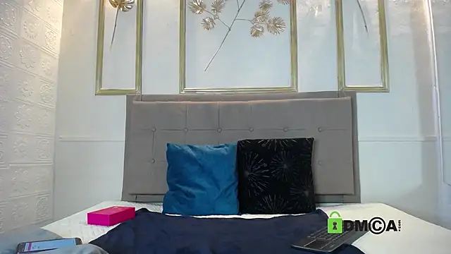 Snapshot of lia_harper_ chatting on October 2025 12:19:02 PM lia harper online show from October 2025 12:19:02 PM