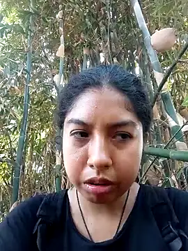 Snapshot of Syndel23 chatting on May 2026 04:04:02 PM Syndel23 online show from May 2026 04:04:02 PM